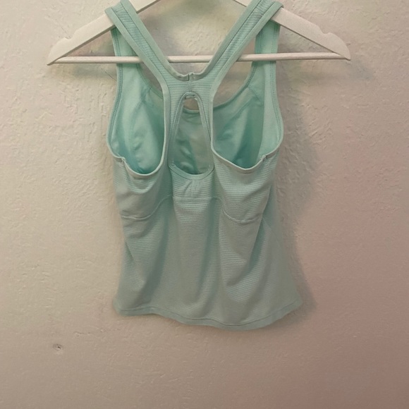 Nike exercise shirt seafoam Green size small - Picture 4 of 5